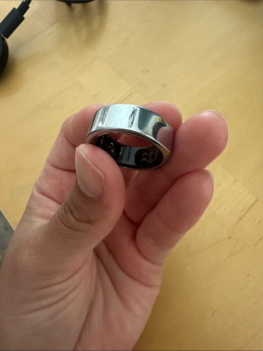 OURA RING GEN 3 SIZE 8 - Picture 5 of 6